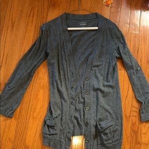 Grey cardigan